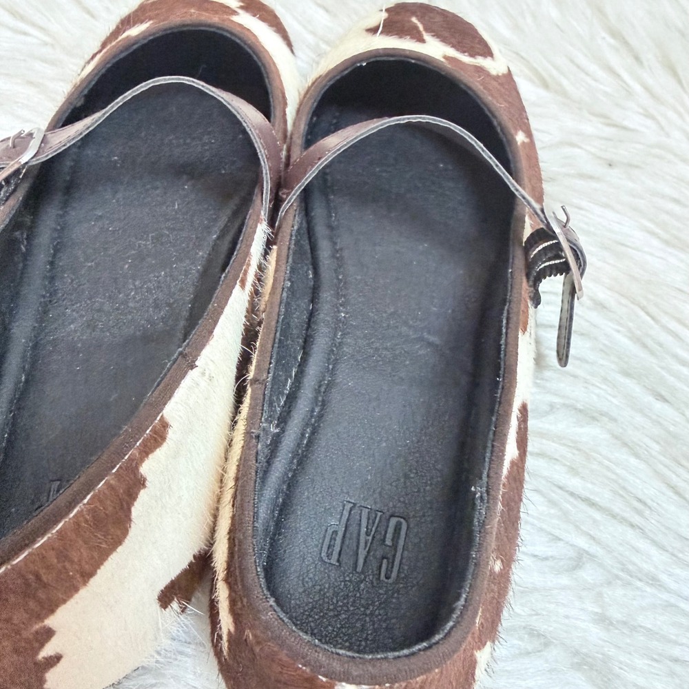 Gap Cow Print Calf Hair Mary Jane Flats Brown White Buckle Strap Shoes Size 7 - Picture 5 of 6